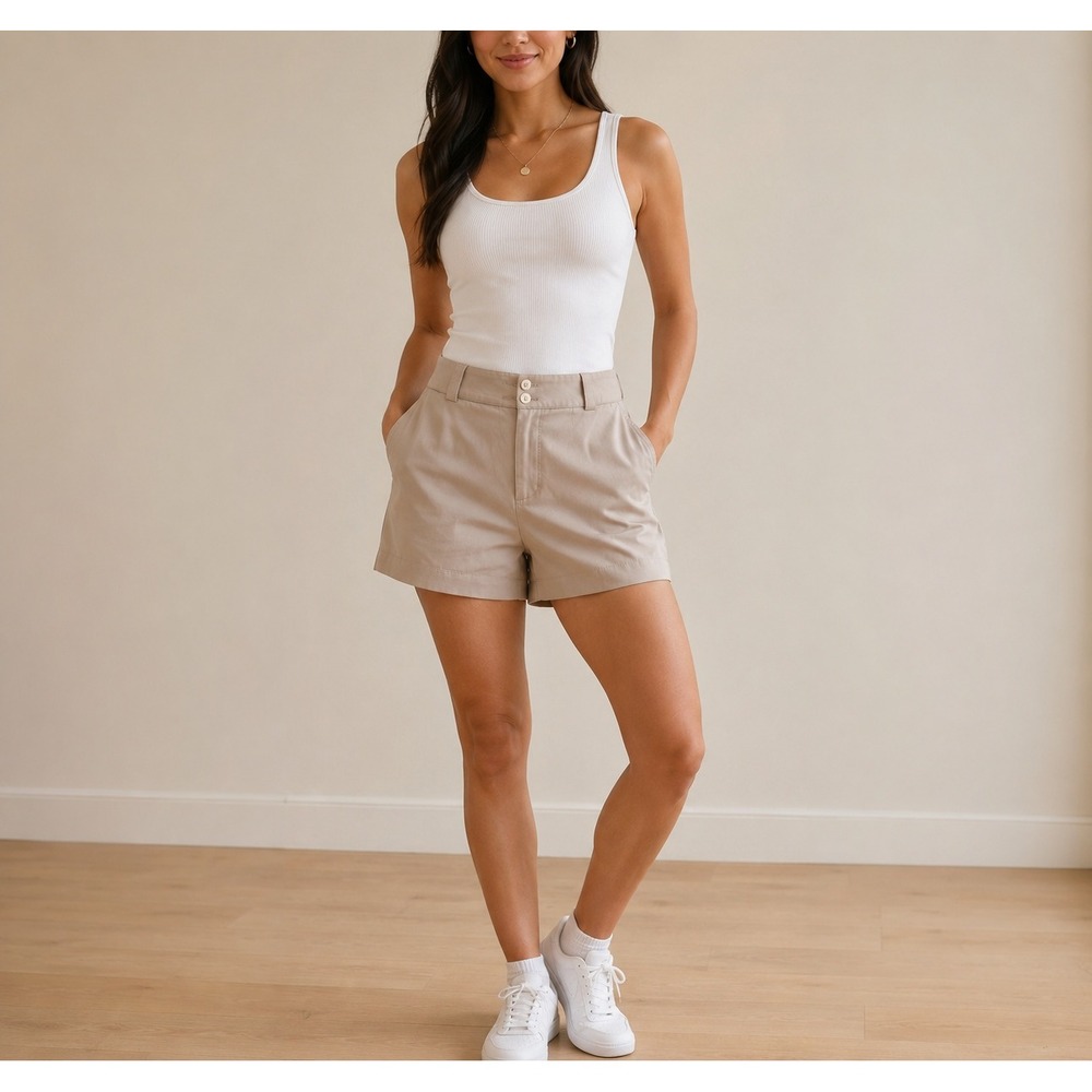 Nike Golf Tour Performance Tan Khaki Dri-FIT Shorts Women Sz 2 Activewear preppy